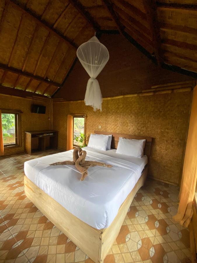 Edrian Bungalows Tetebatu Exterior photo